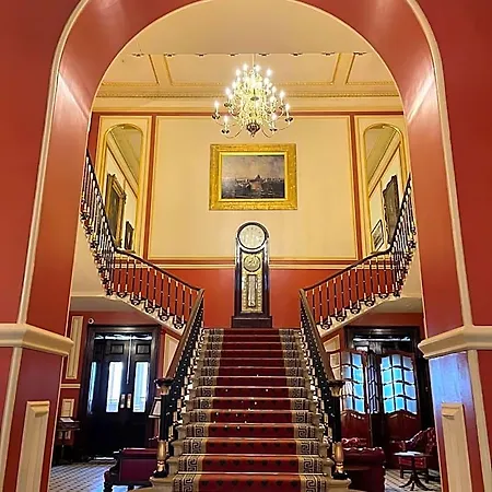 The City Of London Club-3